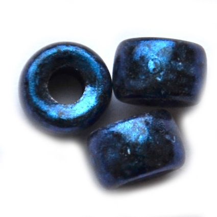 GL4028 8mm Blue Metallic Pony Bead