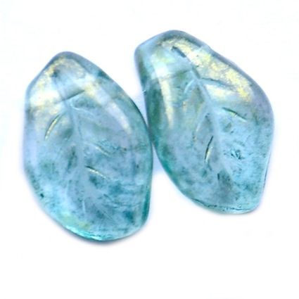 GL4044 14x9mm Sage Green Lustred CH Leaf