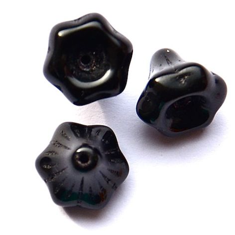 GL4143 10mm Black Chunky Trumpet Flower