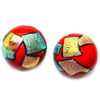 GL5096 20mm Red Round with metallic gold decoration