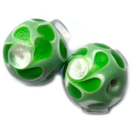 GL5195 16mm Flower Decorated Green Round