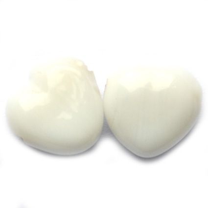 GL5284 12mm Opaque White Flat Heart