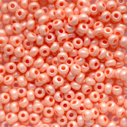 RC115 Mango Pearl Size 6 Seed Beads