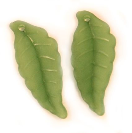 PB122 Forest Green Fern Leaf