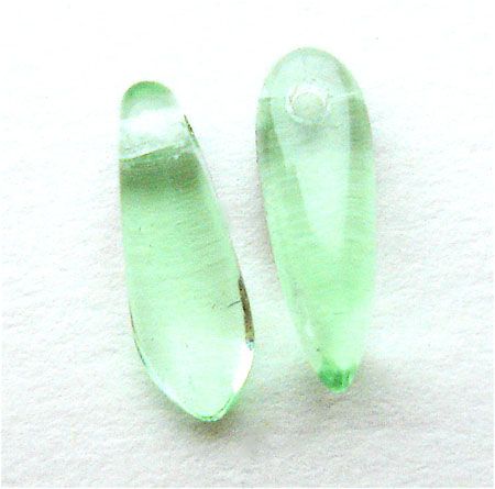 GL1405 11x3mm Eau de Nil Dagger