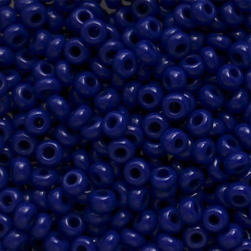 RC463 Chalk Navy Blue Size 8 Seed Beads