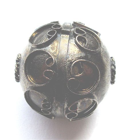 MB152 30mm Decorated Antique Black Metal Bead
