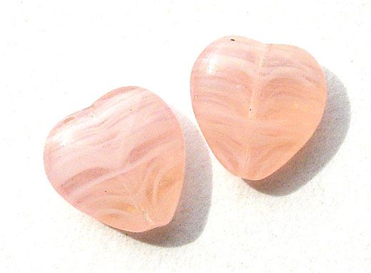 GL0693 10x12mm TH Peach Marl Heart