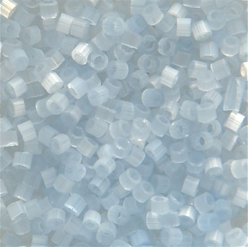 DB0677 Lt Grey Silk Satin Delica