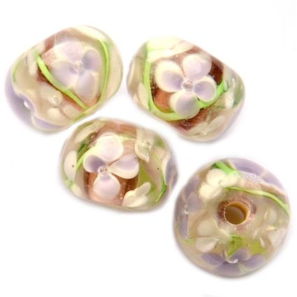 GL2135 14x10mm Lilac Flower Cushion