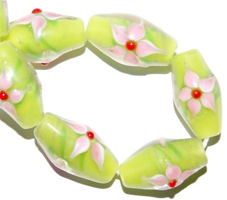 GL2239 18x10mm Green Lily Oval