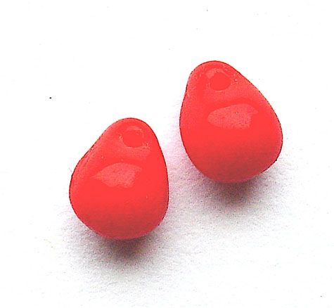 GL1236 4x6mm Opaque Red Drop