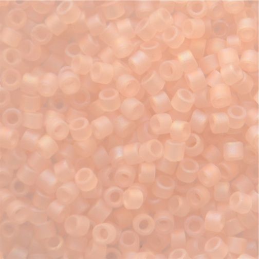 DB0868 Matte Tr Pink Mist AB Delica