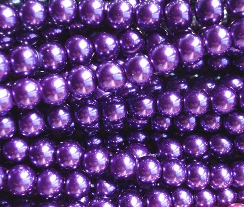 GP607 6mm Royal Purple Glass Pearls