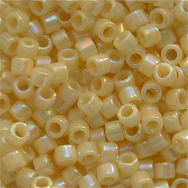 DB0157 Opaque Cream Delica