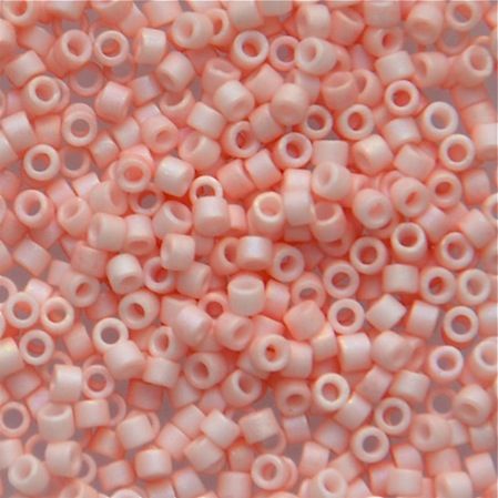 DB1523 Mat Op Light Salmon AB Delica