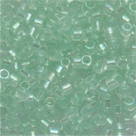 DB1675 Pearl Lined Tr Pale Green Mist AB Delica