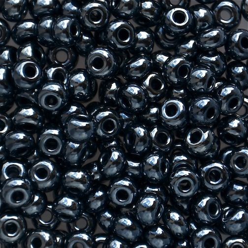 RC747 Gunmetal Size 6 Seed Beads