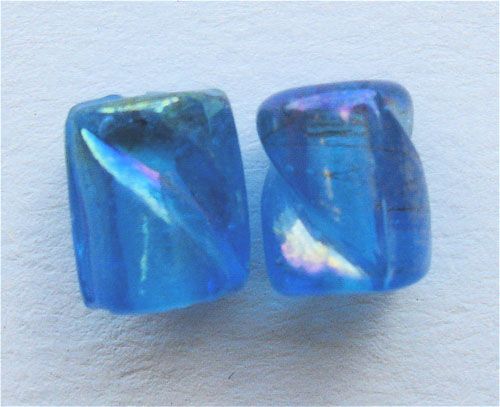 GLx0958 8x6mm Turquoise Twisted Tube