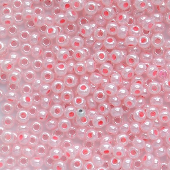 RC396 Pink Pearl Size 8 Seed Beads