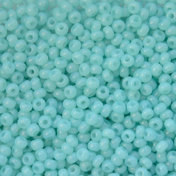 RC624 Alabaster Teal Size 8 Seed Beads