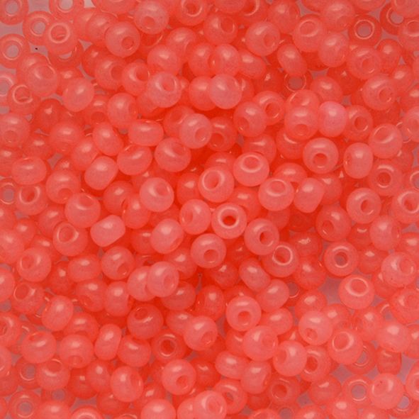 RC880 Alabaster Coral Size 8 Seed Beads