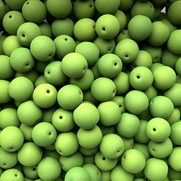 RG658 Leaf Green Velvet 6mm Rounds