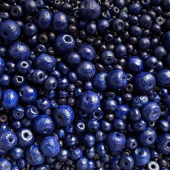 WD440 Asst Navy Wooden Beads